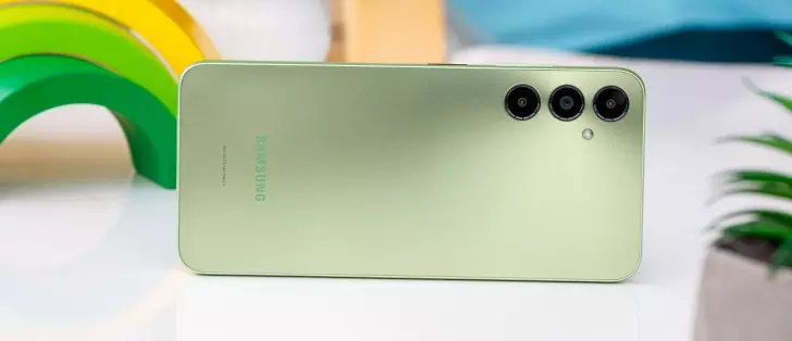 Best Camera Settings on Samsung Galaxy A05s for Pakistani Bloggers