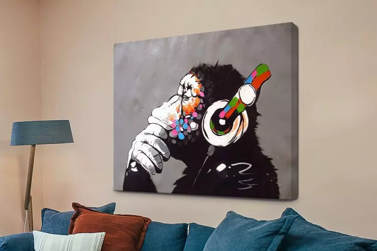 How to Use 'Grounding Browns' for a Warm and Elegant Space