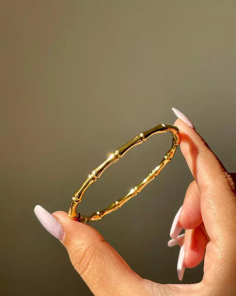 Easy Ways to Style Your Women's Bracelets Daily