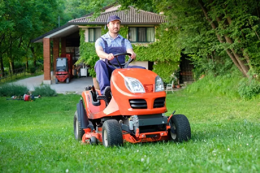 The Intricacies Of Ride-On Mowers: An In-Depth Exploration