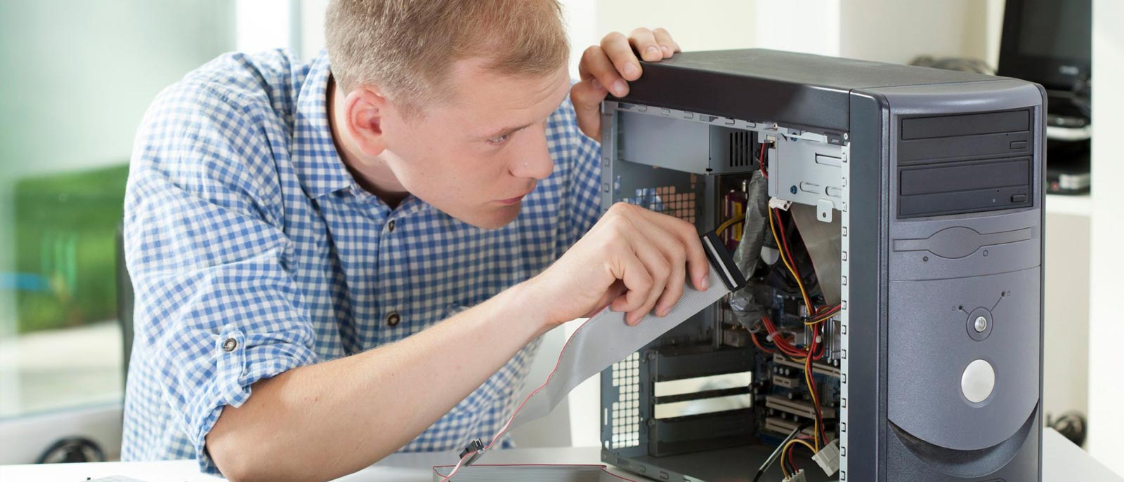 Computer Fix and Laptop Screen Repair Brisbane: Expert Solutions