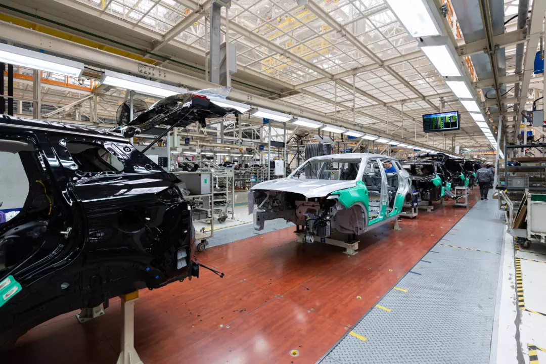 Luxury Car Factories Inside