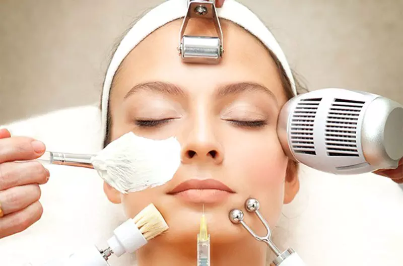 Skin Specialist Dubai: A Young Teacher’s Journey to Clearer Skin and Renewed Confidence