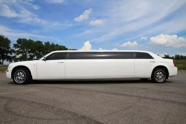 Everything You Need to Know About Scarborough Airport Limo Services