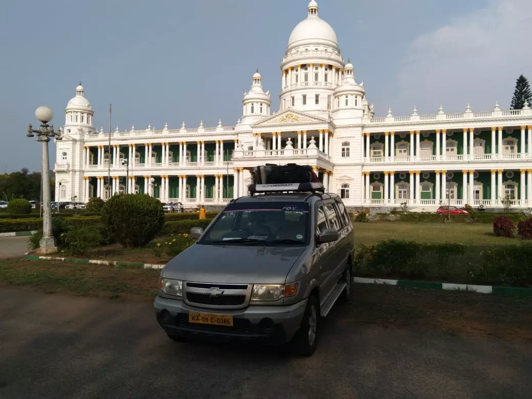 Affordable and Comfortable: The Best Mysore Sightseeing Taxi Packages