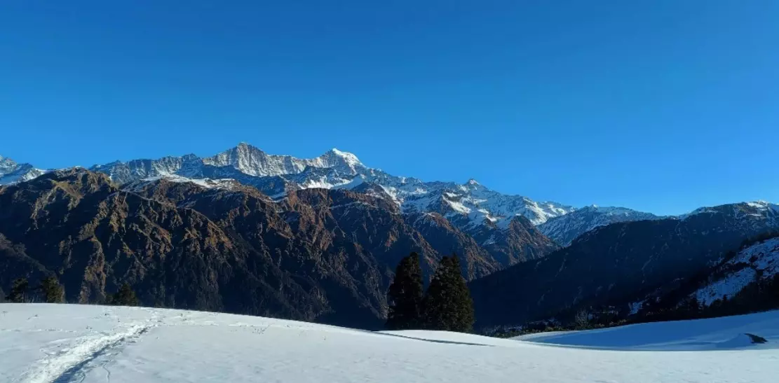 Gulabi Kantha Trek: The Hidden Gem of Uttarakhand You Must Explore in 2025