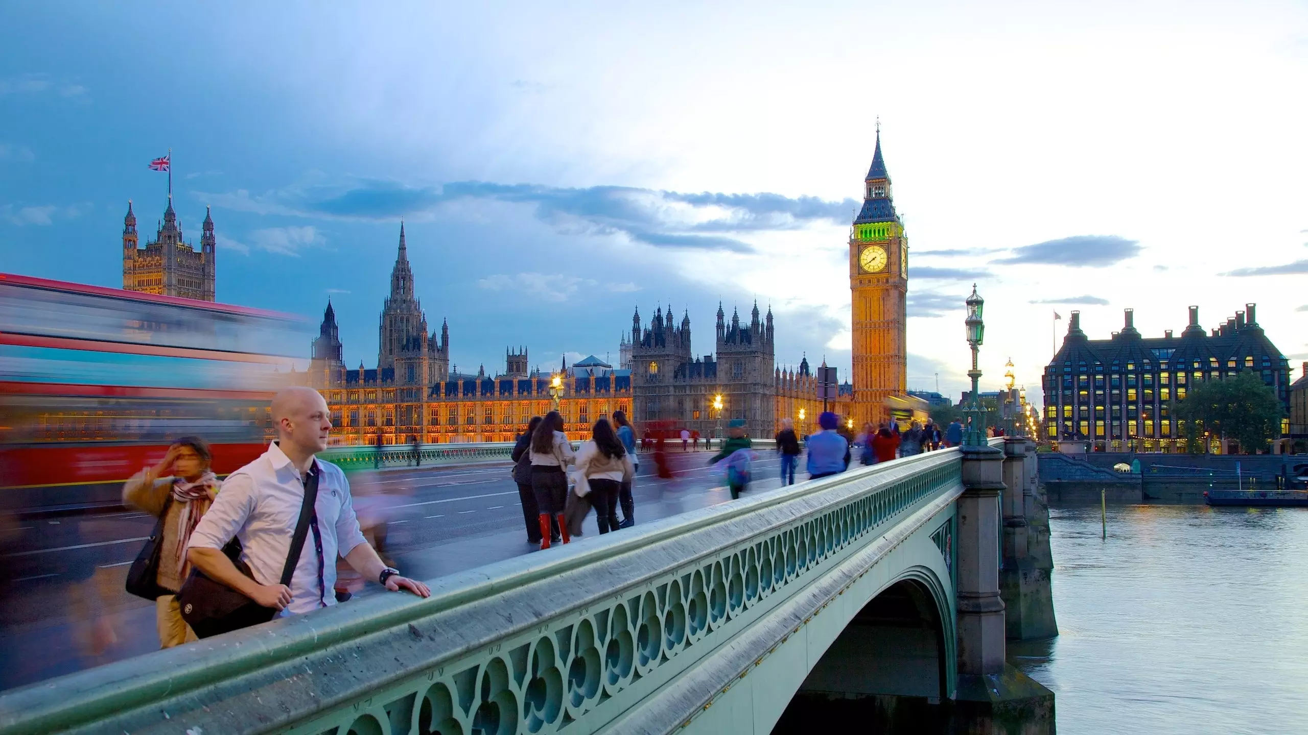 How Is CRM Technology Transforming Customer Engagement?