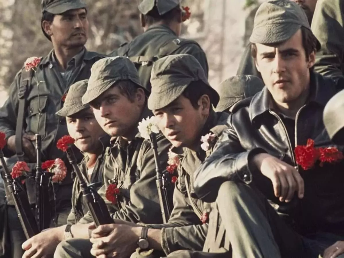 Carnation Revolution Portugal: How a Peaceful Flower-Born Uprising Changed a Nation