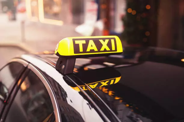 Bermuda Taxi Cabs: Simple Ways to Ride Safely and Save Money