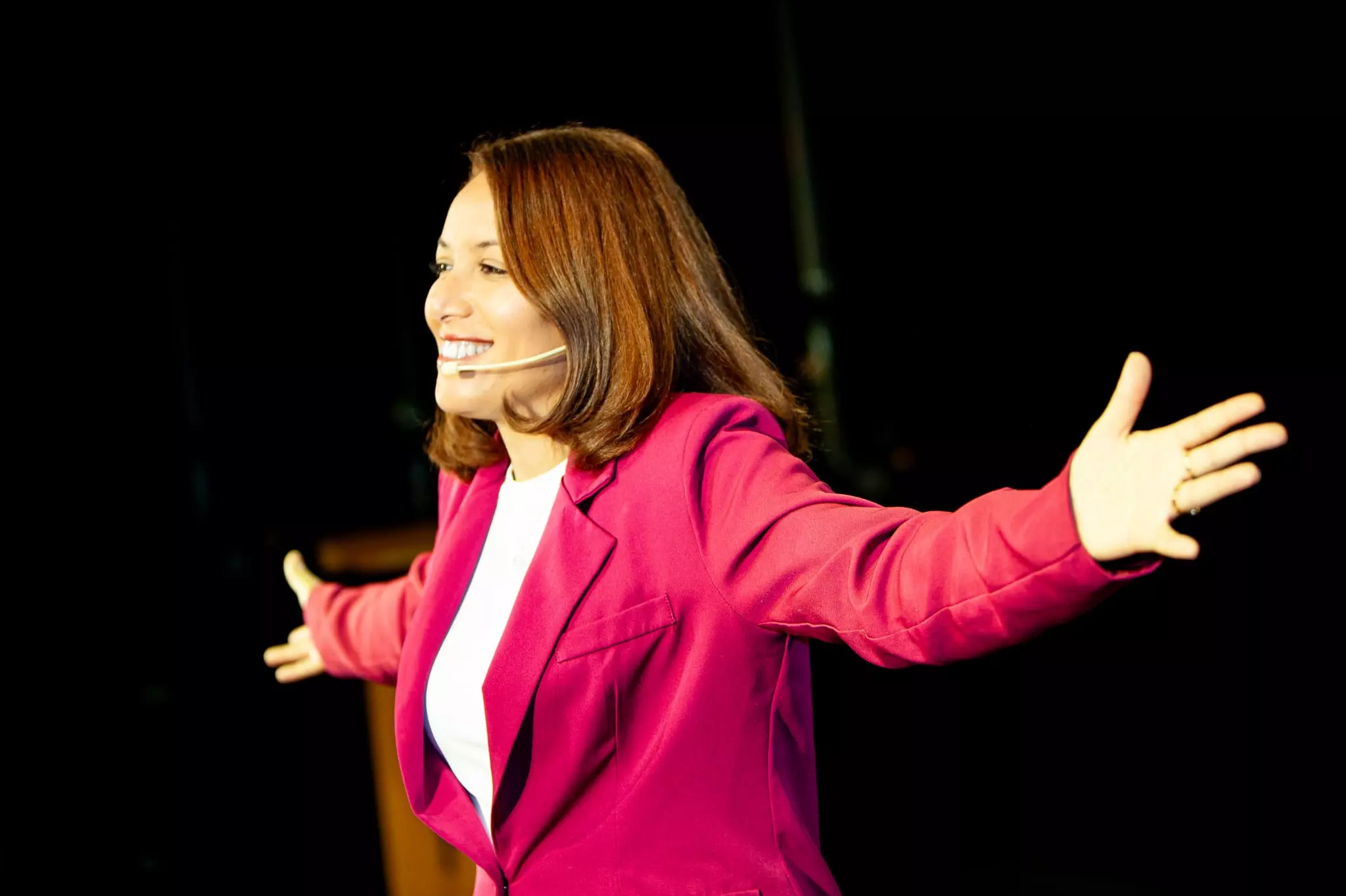 How to Structure a Keynote That Influences Decisions