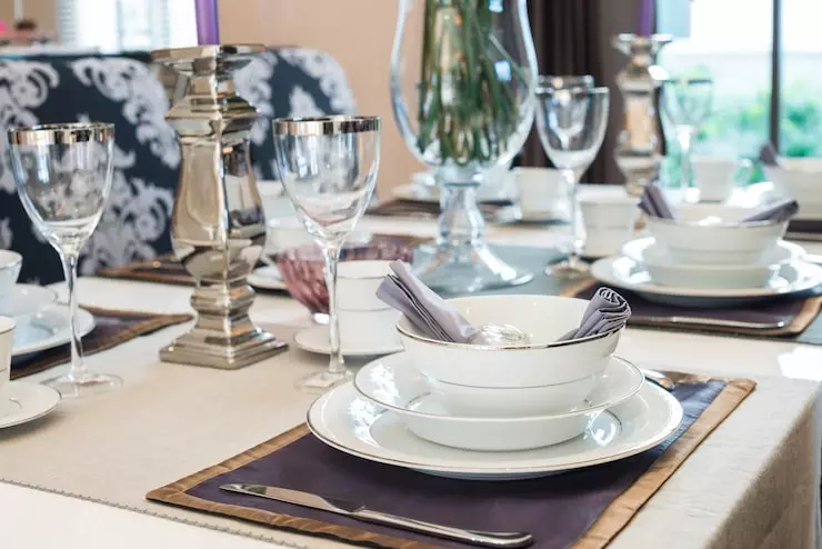 Dinner Set Price in Pakistan: How Currency Fluctuations Affect Cost