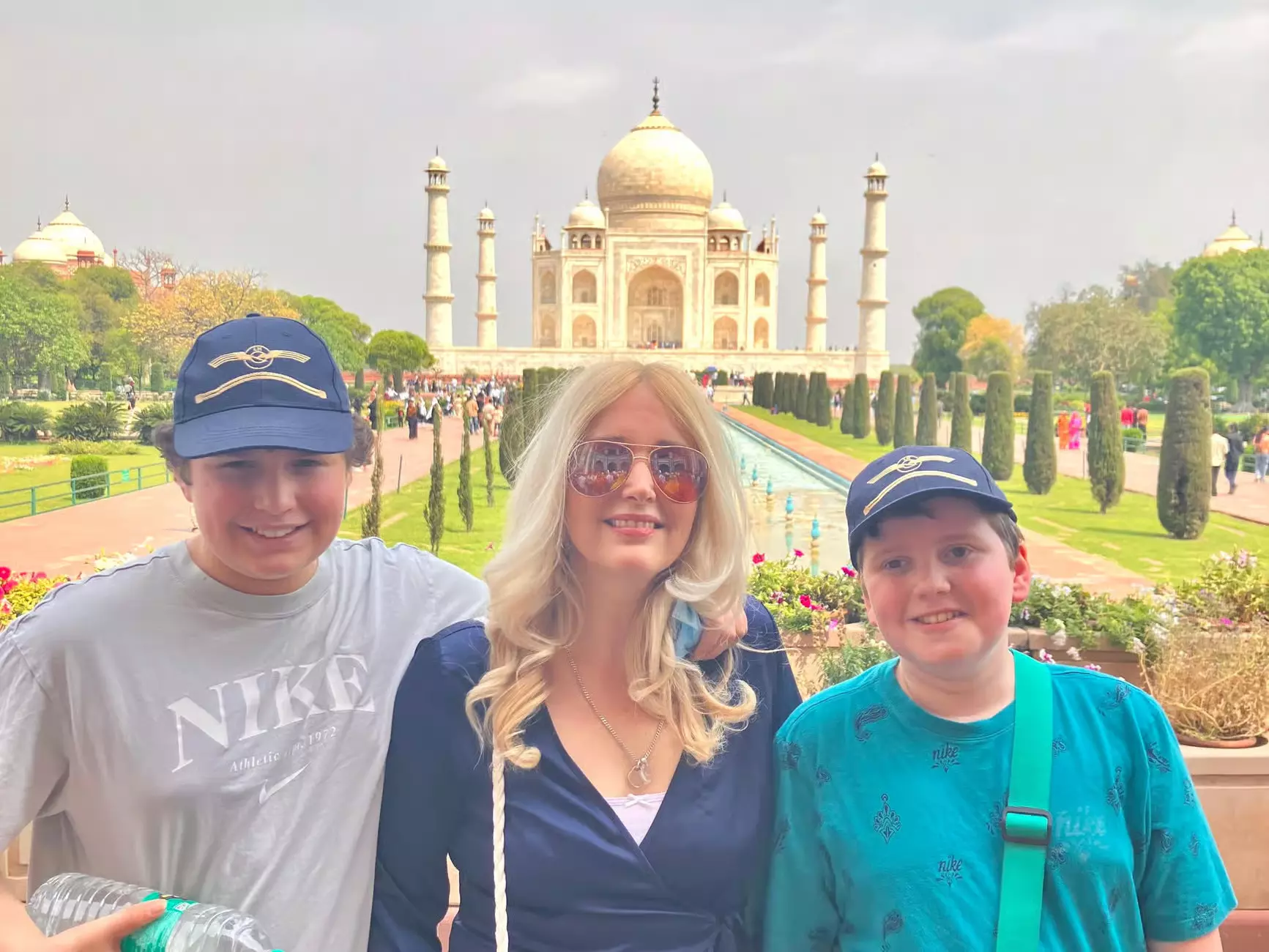 From Delhi: Day Trip to Taj Mahal and Agra Fort by Car