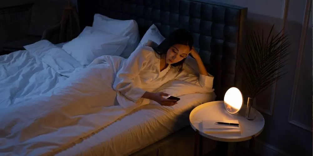 How to Choose the Perfect Small Bedside Table for Any Bedroom