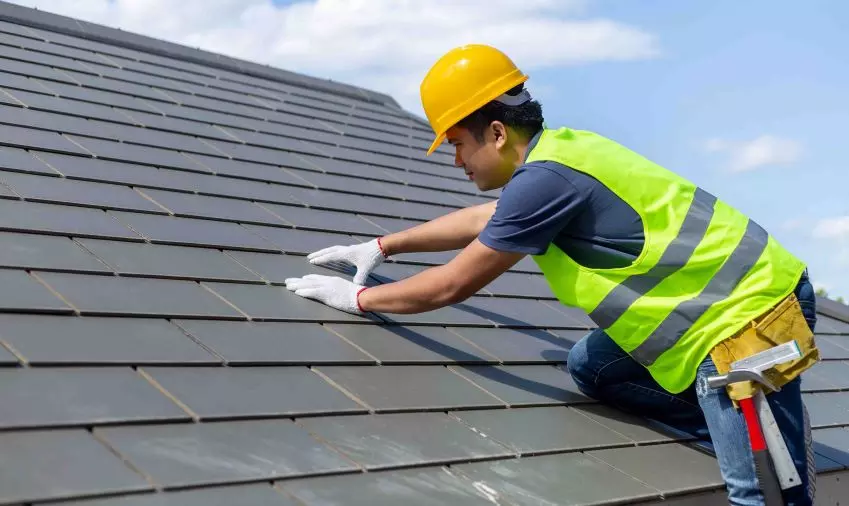 Affordable & Reliable Roofing Services | AAARoofingstl