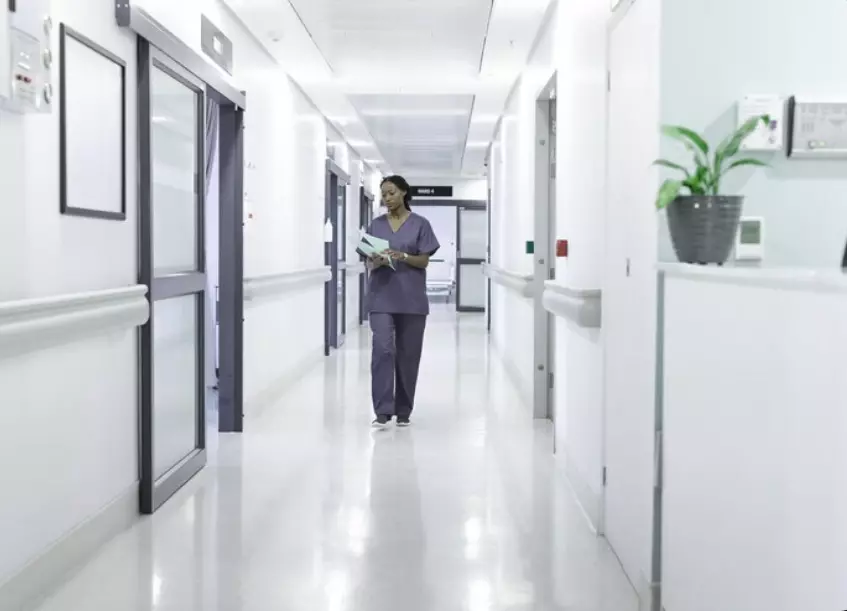 How to Choose Between ER and Urgent Care?