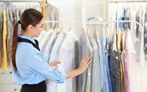 Why Dubai’s Busy Professionals Choose a Laundry Near Me