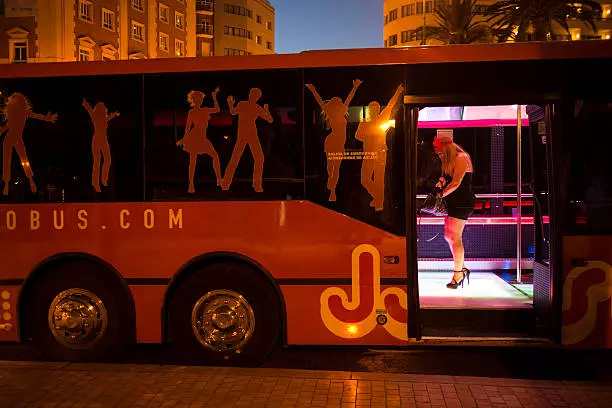 Why a Celebration Bus Is Perfect for Group Travel