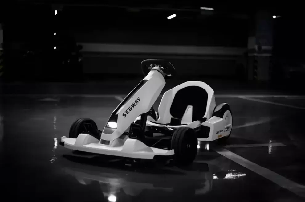 The Ultimate Buying Guide to Kids Ride-On Cars in the UAE