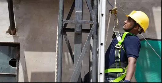 Personal Fall Arrest System – Indianinovatix Safety Innovations