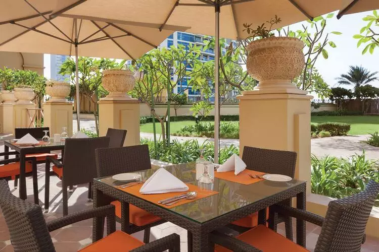 Palm Jumeirah Beach Hotel – A Luxury Escape