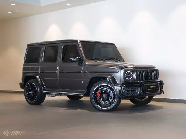 Luxury BMW & Mercedes Rentals in Dubai – Self-Drive, Chauffeur Service & Best Deals by Lavish Cars