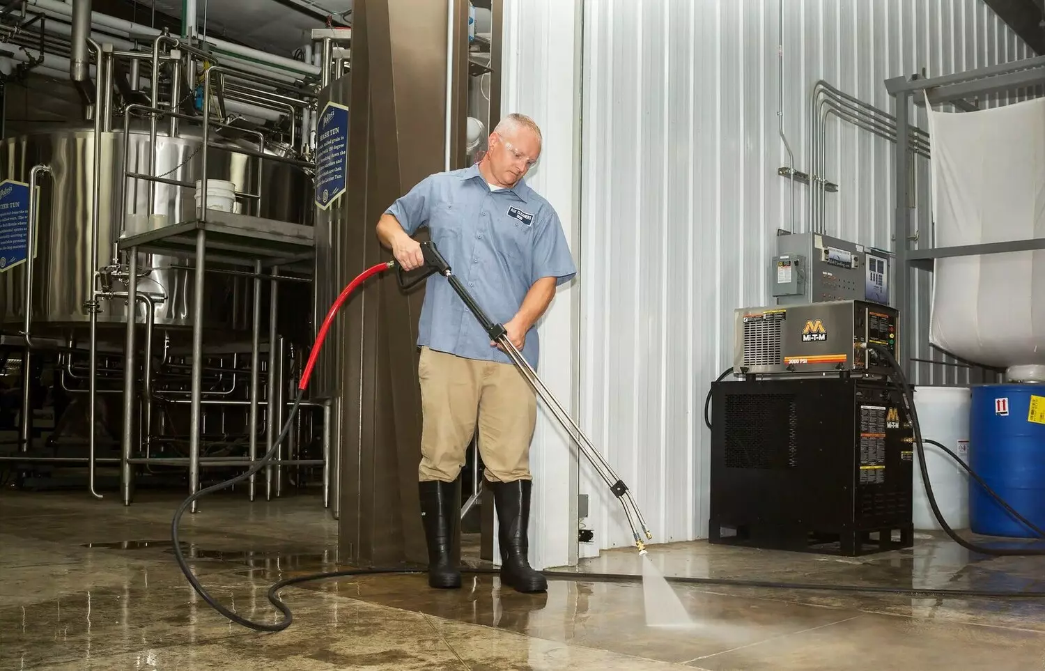 What to Consider When Choosing a Pressure Washer for Regular Commercial Use