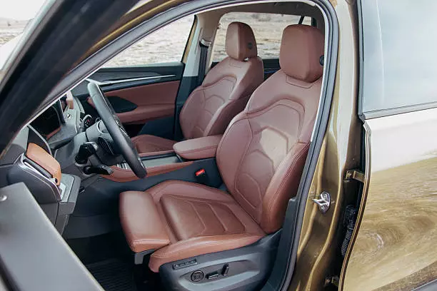 Manhattan Chauffeur Service – Luxury Travel Experience with Mellimo
