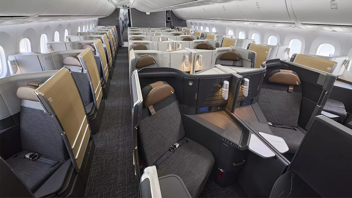 Discover the Benefits of First Class on American Airlines