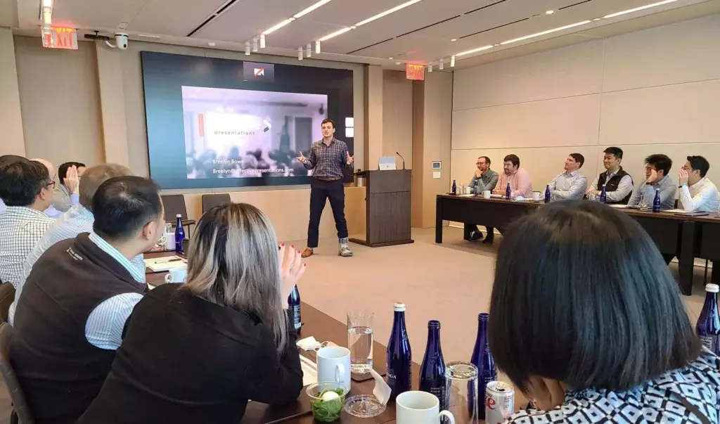 Public Speaking Classes in the USA – Learn from Top Coaches