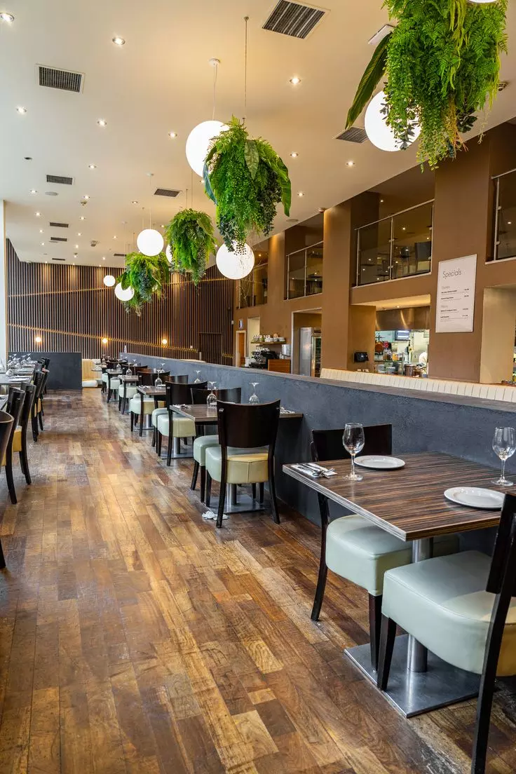 Best South Indian Restaurant in Glasgow: Authentic Flavors, Menus, Parties & Dining Deals