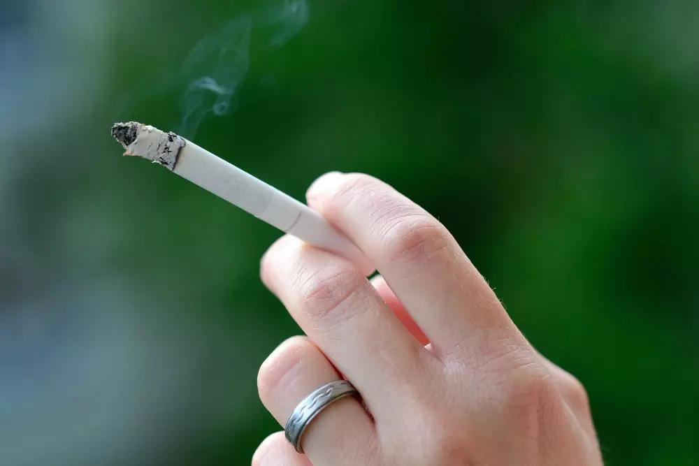 How to Manage Nicotine Cravings in the First 72 Hours After Quitting Cigarettes