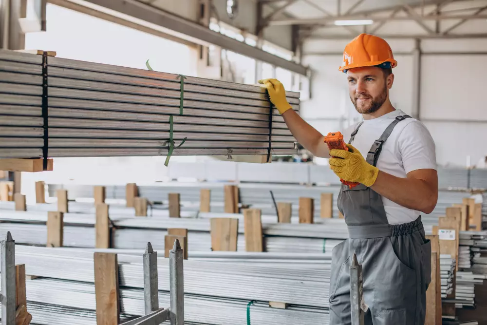 Top Benefits of Working with a Polyurethane Sandwich Panel Supplier UAE