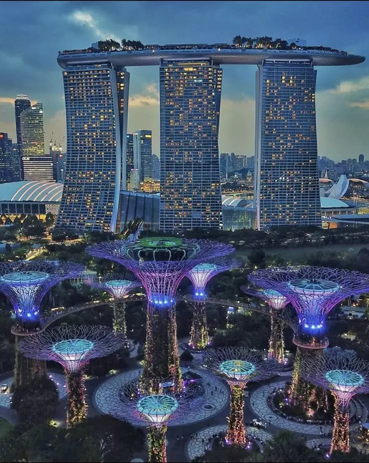 From Skydiving to Night Safaris: The Adventurer’s Guide to Singapore