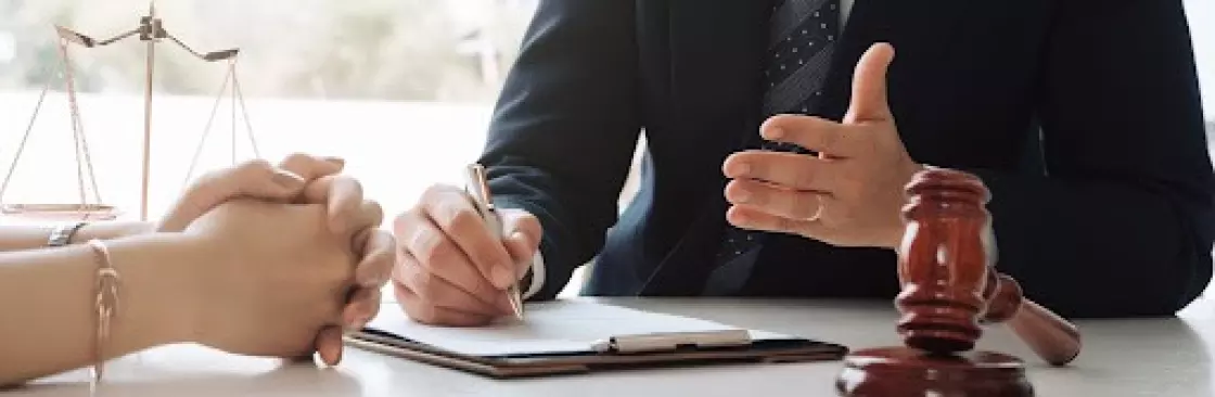 Navigating the Lease: How a Lawyer Helps When Leasing Commercial Property