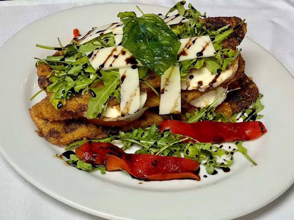 Top Italian Restaurant Island Park — Davinci’s Lounge