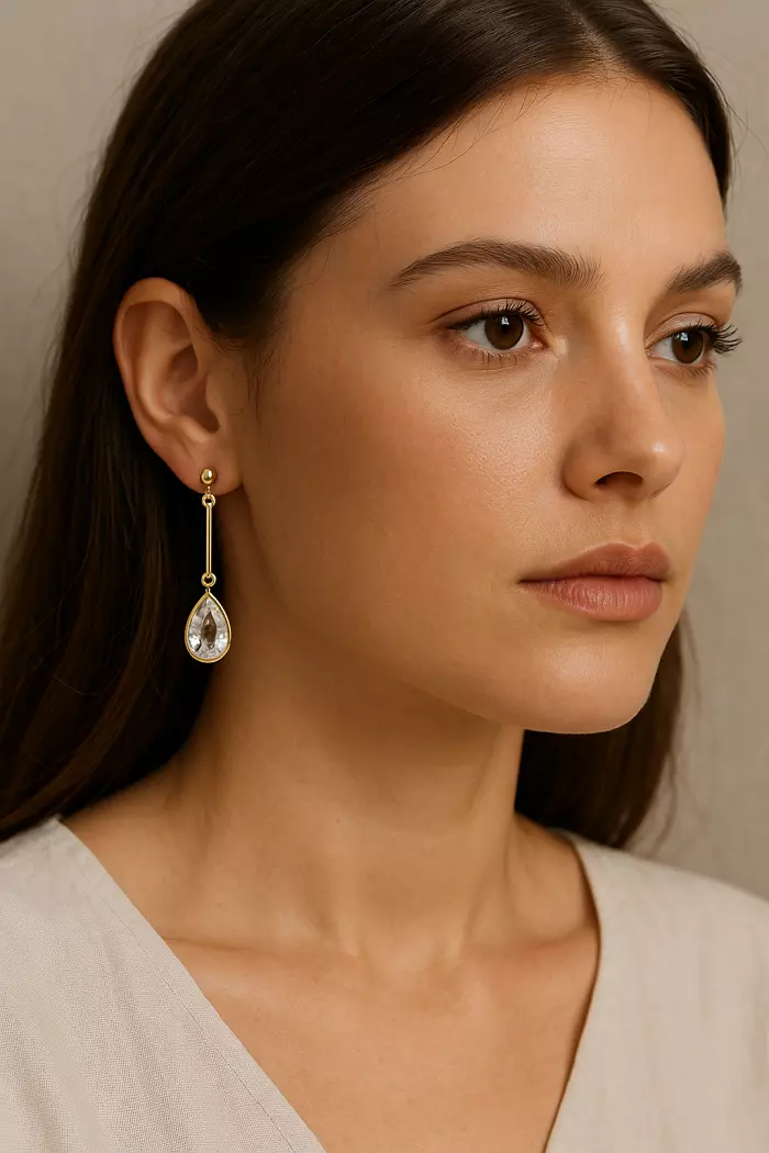 Guide to Selecting Lightweight Artificial Earrings for All-Day Comfort