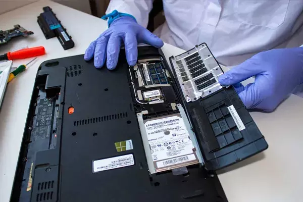 Reliable Broken LCD Replacement Services In Canada With Fast Repair