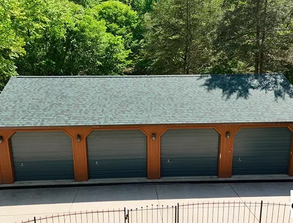 What to Know About a Residential Roofing Contractor in Cadiz, KY