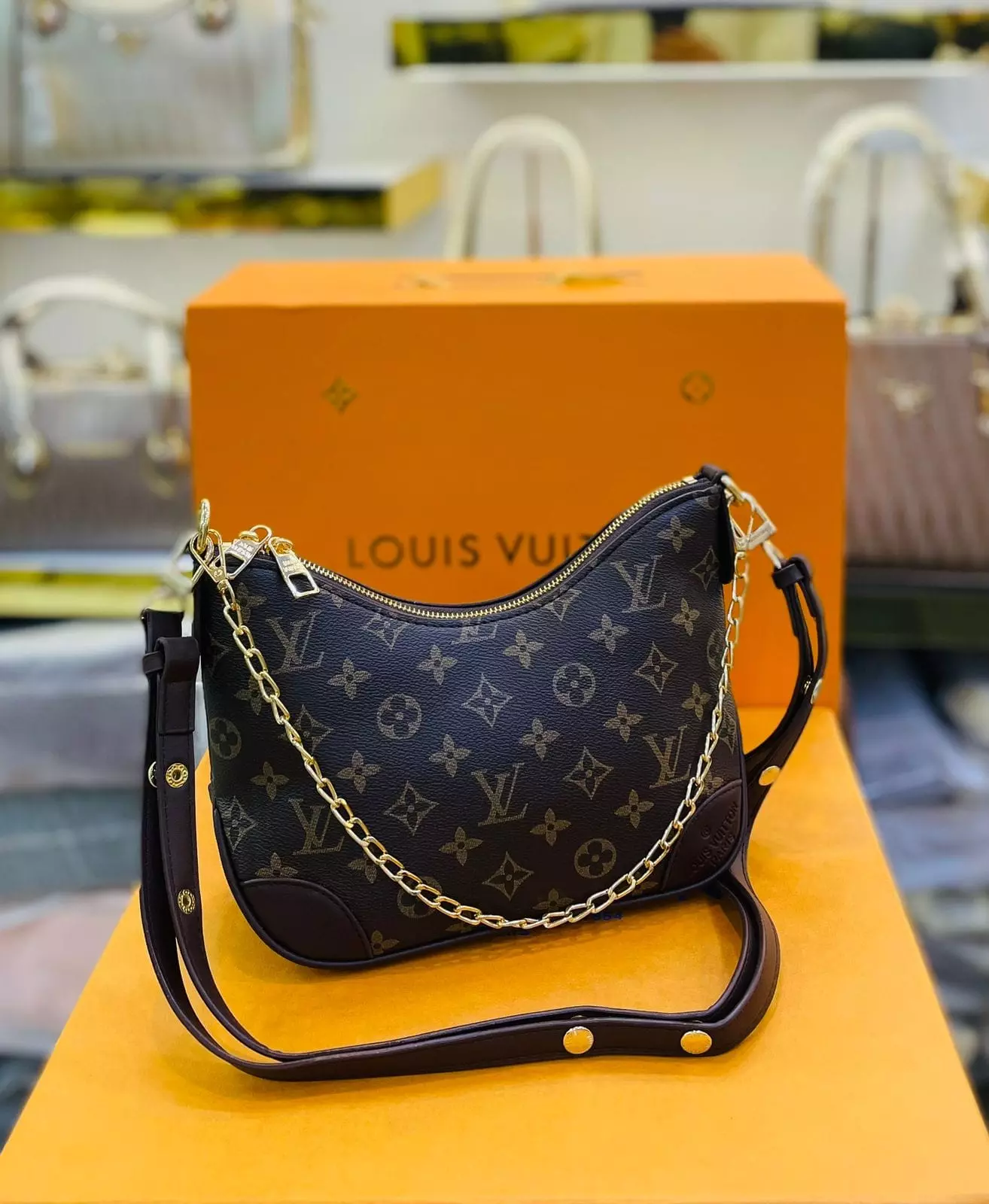 Louis Vuitton Price in Pakistan: A Look at Luxury Fashion and Gucci Shoes Price
