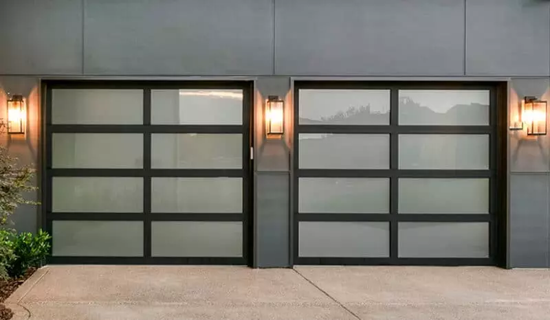 Avante Garage Door Alabama: Upgrade Your Home with Style and Strength