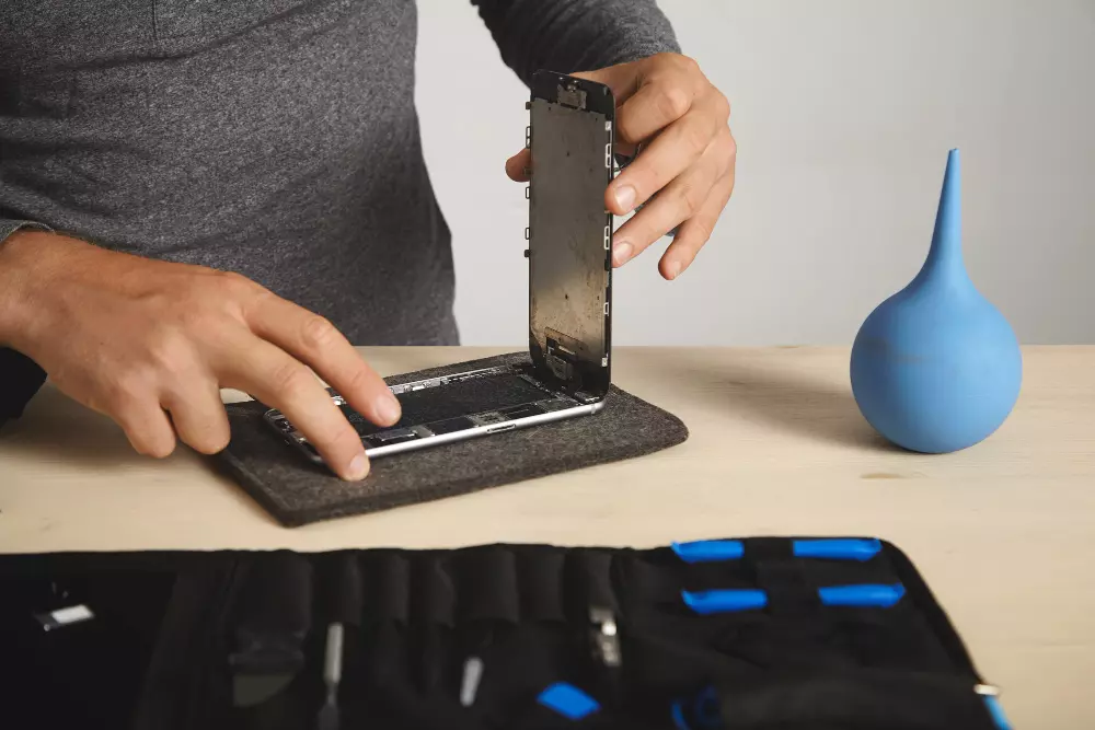 Common iPhone Issues and How Professional Repair Services Fix Them