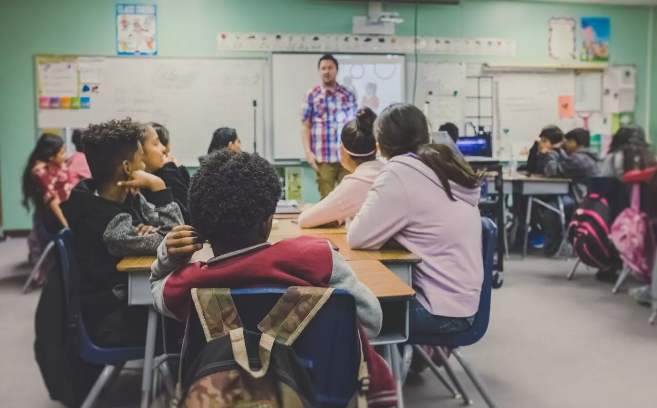 The IT Support Gap Nobody Talks About: Regional and Rural Australian Schools