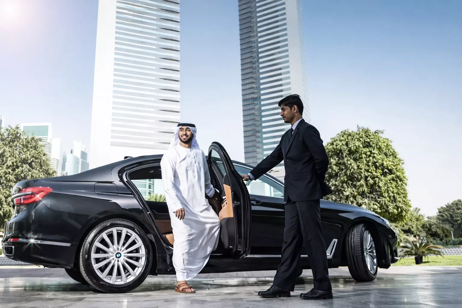 The Ultimate Guide to Monthly Car Rentals in Dubai: What You Need to Know Before You Rent