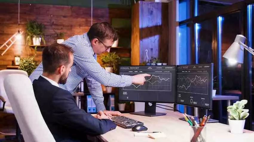 Build vs Buy vs Customize: Strategic Software Decisions Explained