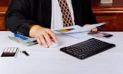 Why Accurate Bookkeeping Prevents Penalties in Dubai?