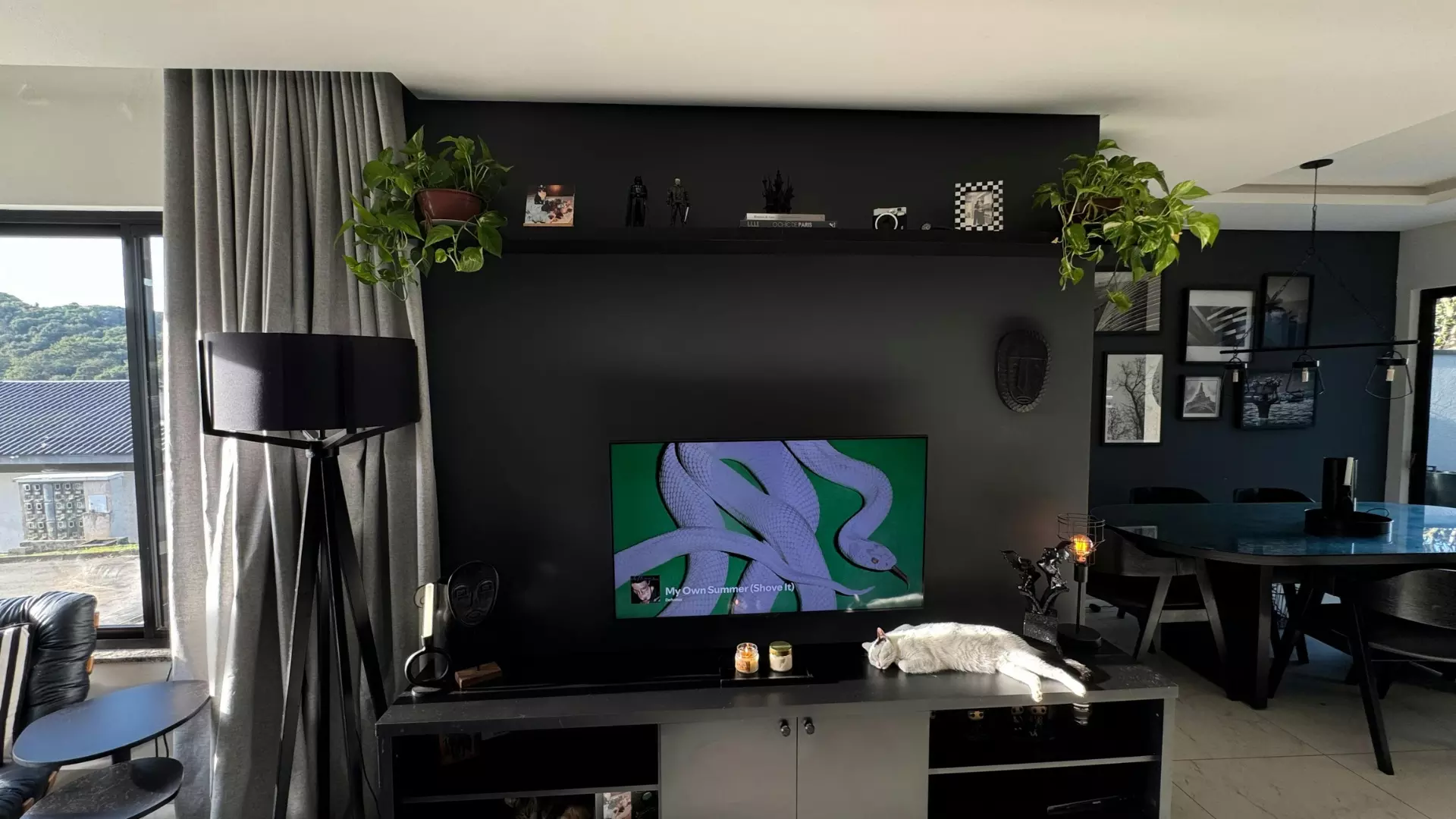 Stylish TV Wall Shelf Ideas for Modern Homes