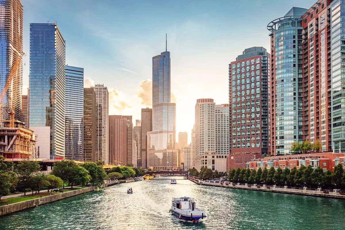 River North - Experience Chicago’s Most Vibrant Neighborhood with Premium Black Car Services