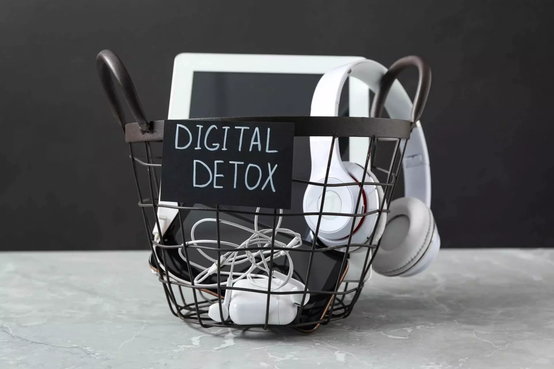 Why Digital Detox Is Becoming a Necessity
