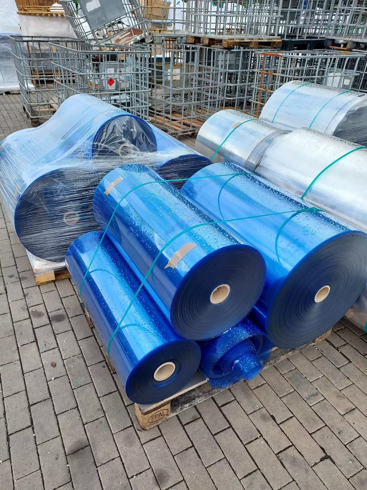 PET Film Supplier in Romania - Four Seasons FZE