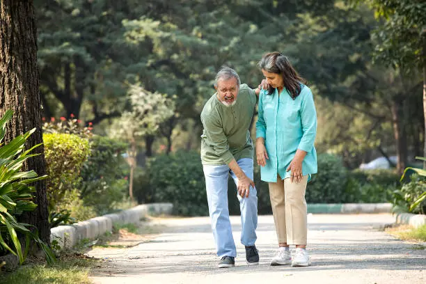 Daily Habits That Help Improve Mobility and Ease Knee Discomfort